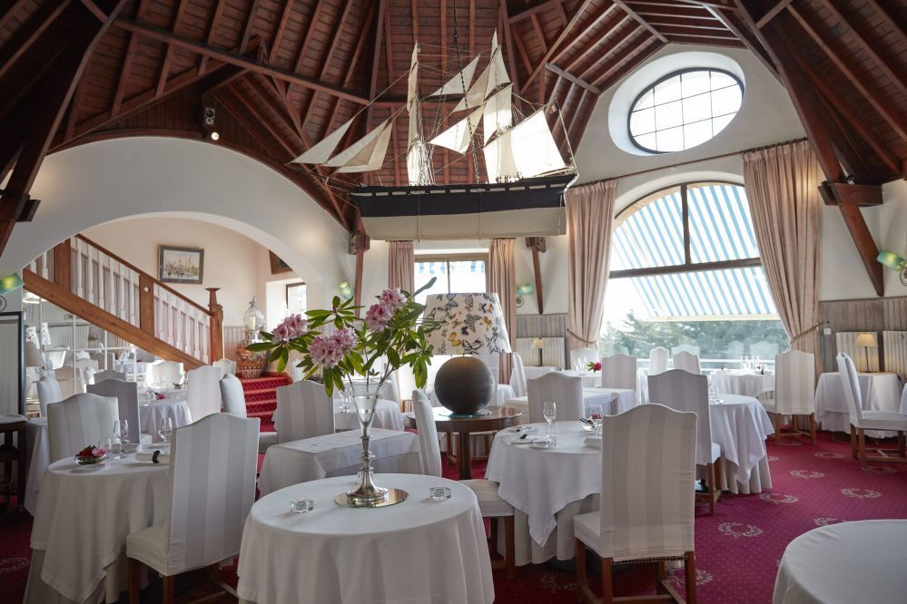 Manoir de Lan Kerellec - Dining